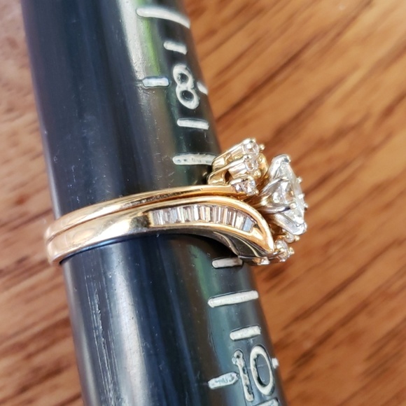 Bridal Ring Set - Picture 3 of 8